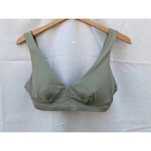 Lululemon Women's Waterside Honeycomb V‎ neck Swim Top Size Large Sage Green